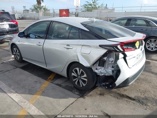 Toyota Prius Prime Premium 2017 JTDKARFP6H3009486 Image 3