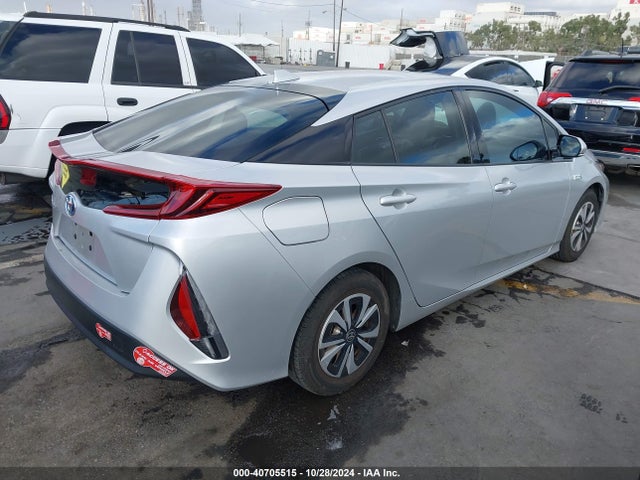 Toyota Prius Prime Premium 2017 JTDKARFP6H3009486 Image 4