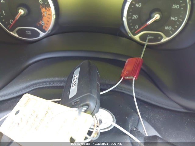ZACCJBBB1JPH10704 Jeep Renegade Latitude 4x4