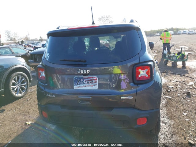 ZACCJBBB1JPH10704 Jeep Renegade Latitude 4x4