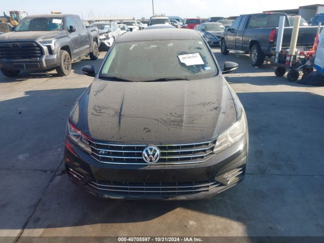 1VWAT7A35GC062304 Volkswagen Passat 1.8t R-line
