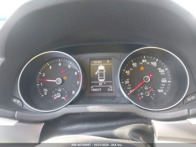 1VWAT7A35GC062304 Volkswagen Passat 1.8t R-line
