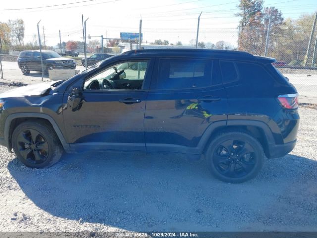 3C4NJCBB0KT664758 Jeep Compass Altitude Fwd