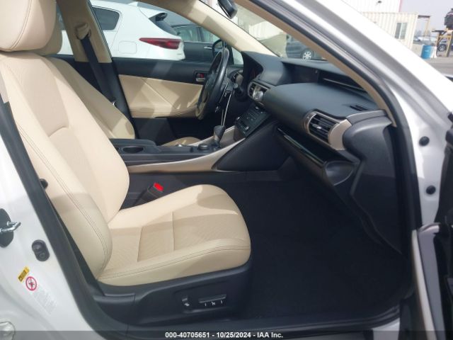 JTHBA1D22G5004179 Lexus IS 200T