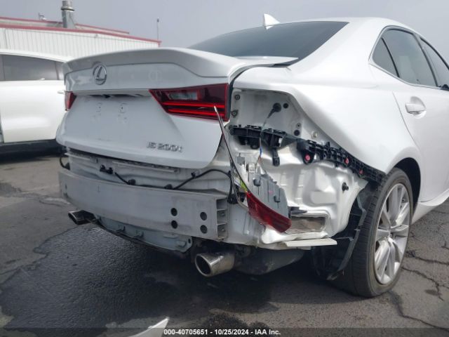 JTHBA1D22G5004179 Lexus IS 200T