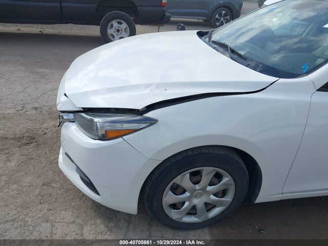 3MZBN1U76HM106885 Mazda Mazda3 Sport