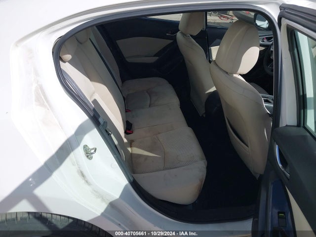 3MZBN1U76HM106885 Mazda Mazda3 Sport