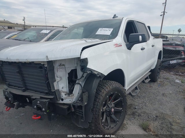 1GCPYFEDXKZ146393 Chevrolet Silverado 1500 Lt Trail Boss