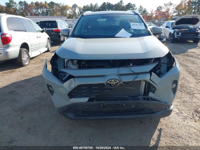 2T3A1RFV5KW045569 Toyota Rav4 Xle Premium