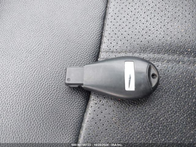 2C4RC1CG9ER165619 Chrysler Town & Country Touring-l
