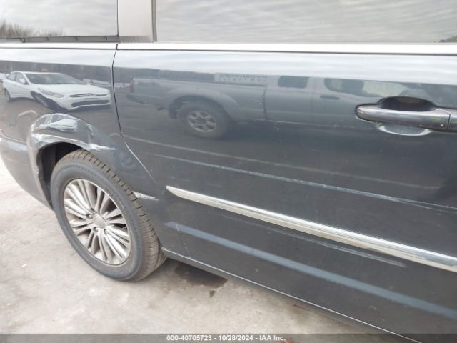 2C4RC1CG9ER165619 Chrysler Town & Country Touring-l
