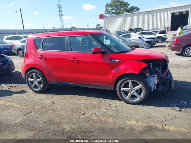 KIA SOUL + 2019 KNDJP3A57K7697477 Image 13