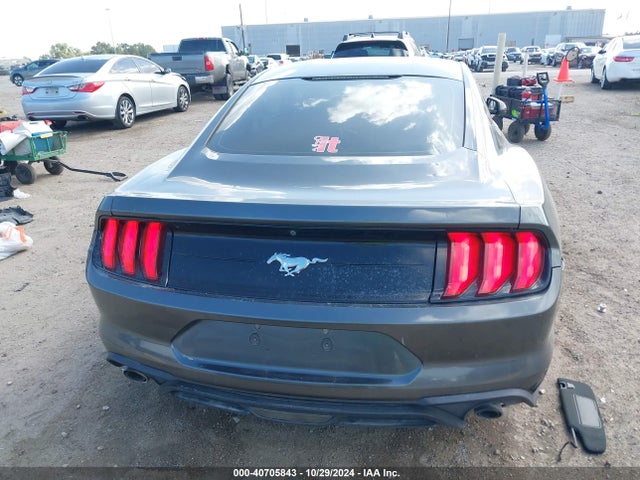 Ford Mustang Ecoboost 2018 1FA6P8TH2J5132144 Image 16