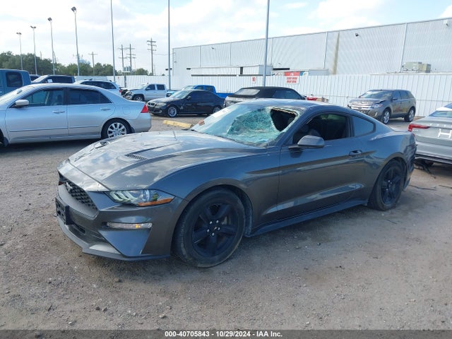 Ford Mustang Ecoboost 2018 1FA6P8TH2J5132144 Image 2