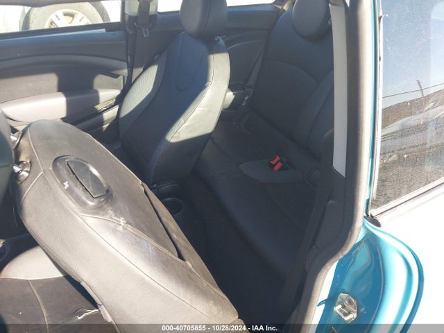 2009 MINI COOPER WMWMF33529TW78511 Photo 7