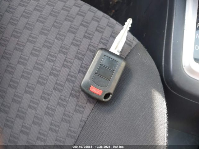 ML32A3HJ2HH014499 Mitsubishi MIRAGE ES