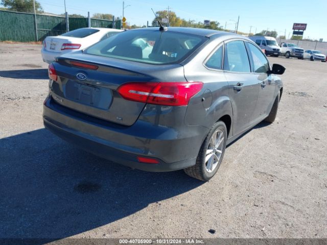 1FADP3F24HL279377 Ford FOCUS SE