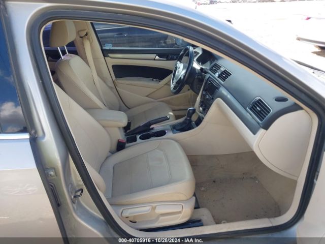 1VWBN7A36EC101123 Volkswagen Passat 2.0l Tdi Se
