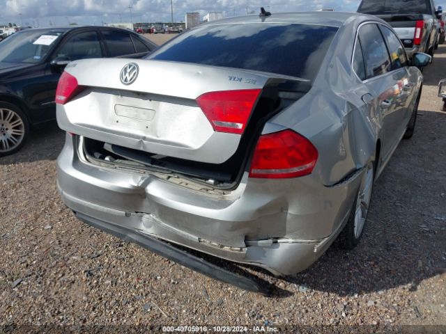 1VWBN7A36EC101123 Volkswagen Passat 2.0l Tdi Se
