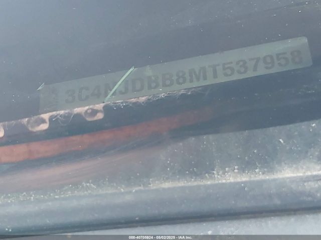 3C4NJDBB8MT537958 Jeep Compass Latitude