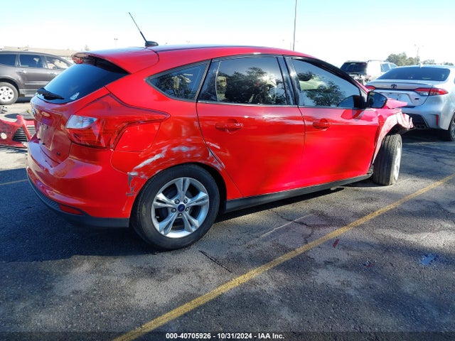 Ford FOCUS SE 2014 1FADP3K21EL156489 Image 4