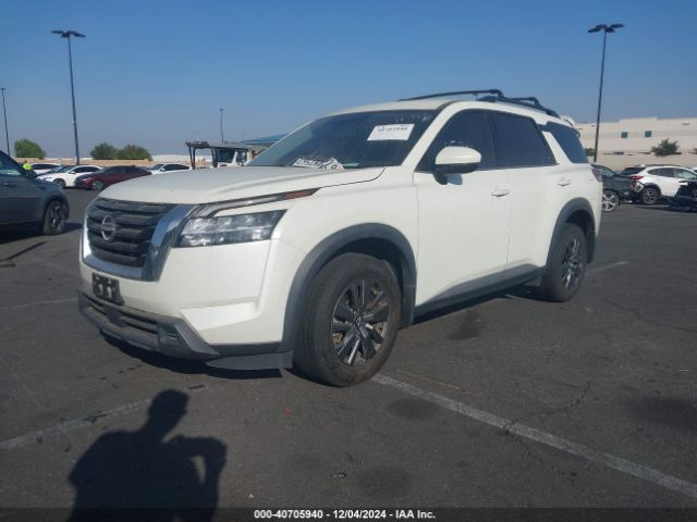 5N1DR3BA9NC238509 Nissan Pathfinder Sv 2wd