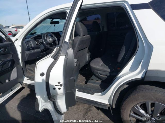 5N1DR3BA9NC238509 Nissan Pathfinder Sv 2wd