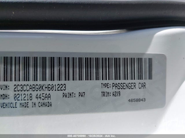 Chrysler 300 2019 2C3CCABG0KH601223 Image 9