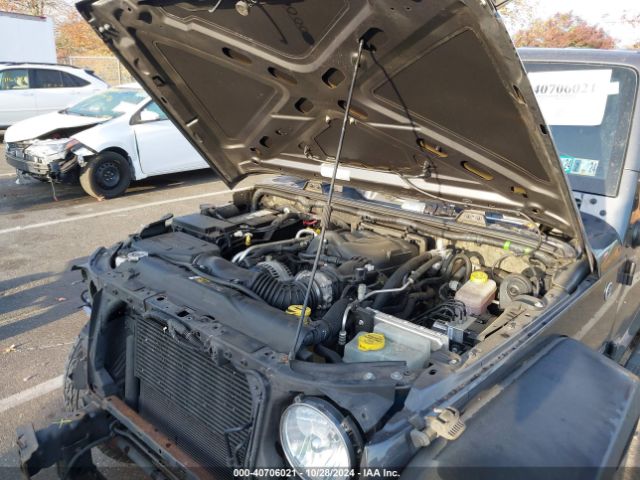 1C4HJWDG8JL929752 Jeep Wrangler Jk Unlimited Sport S 4x4