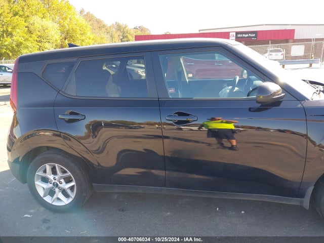 KIA SOUL S 2020 KNDJ23AU4L7061929 Image 13