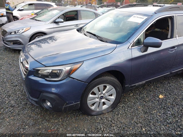 Subaru Outback 2.5i Premium 2018 4S4BSACC6J3286205 Image 6