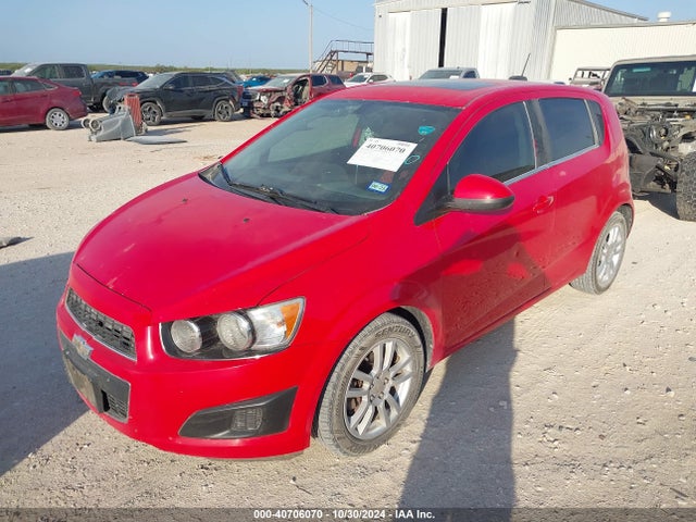 Chevrolet Sonic Lt Auto 2016 1G1JC6SB6G4128185 Image 2