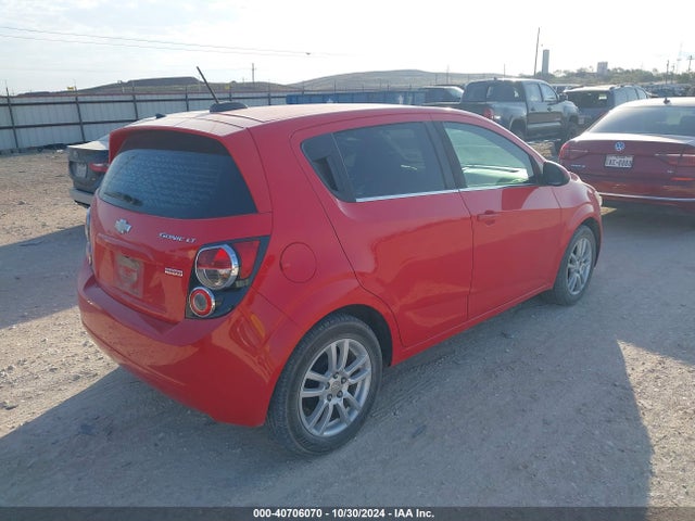 Chevrolet Sonic Lt Auto 2016 1G1JC6SB6G4128185 Image 4