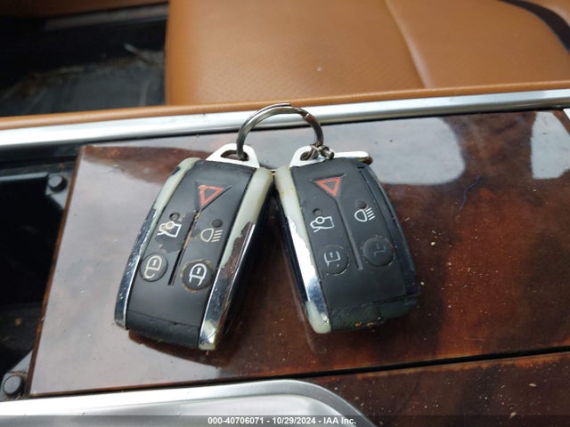 2012 JAGUAR XF SAJWA0HB9CLS28189 Photo 10