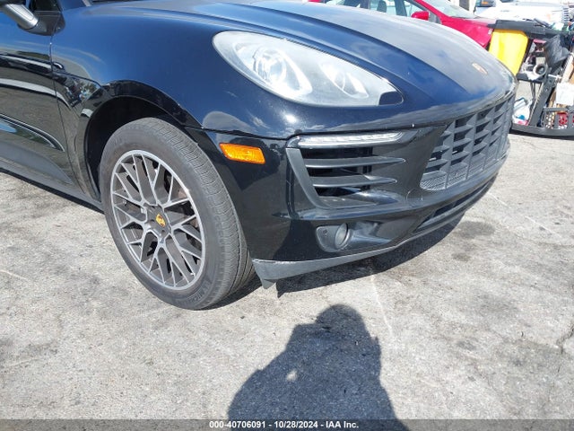 WP1AB2A59HLB14608 Porsche MACAN S