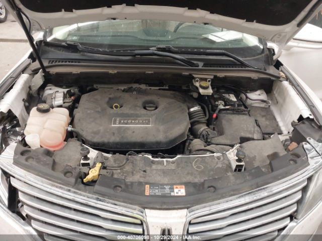 5LMCJ1A9XFUJ32366 Lincoln MKC