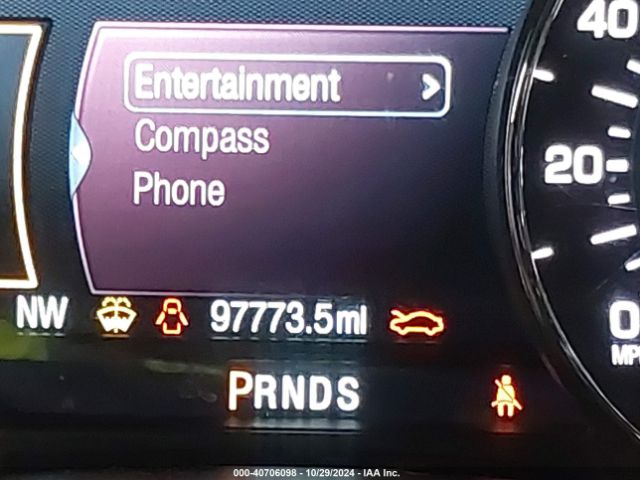 5LMCJ1A9XFUJ32366 Lincoln MKC