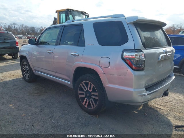 Toyota 4runner Limited 2020 JTEBU5JR5L5833450 Image 3