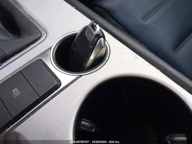 2017 VOLKSWAGEN TOUAREG WVGRF7BP1HD000775 Photo 10