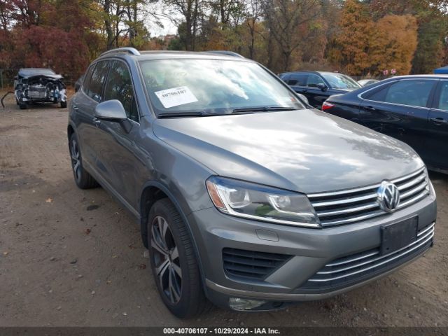 2017 VOLKSWAGEN TOUAREG WVGRF7BP1HD000775 Photo 5