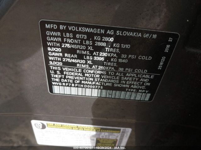 2017 VOLKSWAGEN TOUAREG WVGRF7BP1HD000775 Photo 8