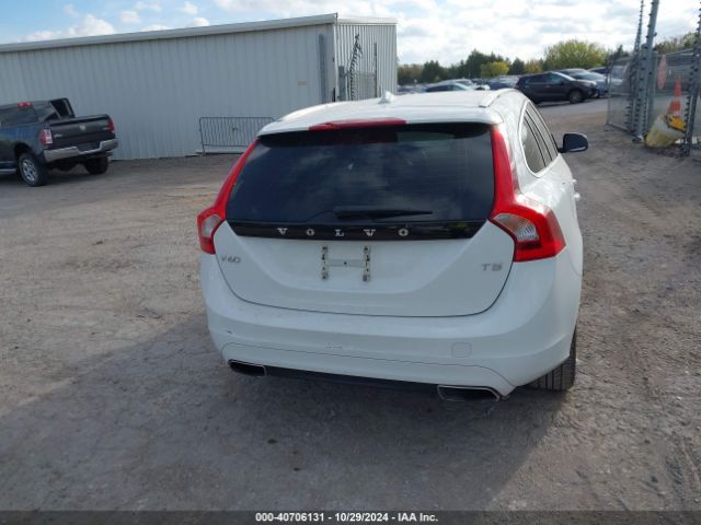 YV140MEK7G1289833 Volvo V60 T5 Drive-e Premier