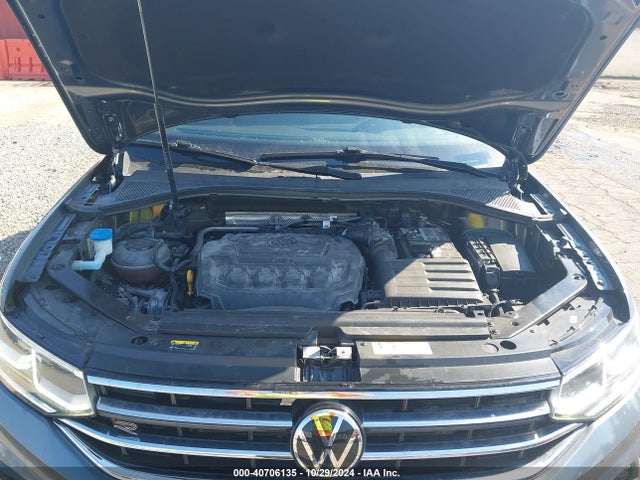 3VV4B7AX5NM057221 Volkswagen Tiguan 2.0t Sel R-line