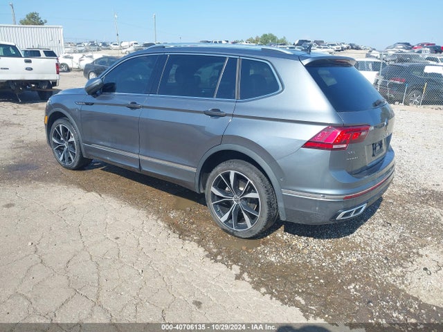 3VV4B7AX5NM057221 Volkswagen Tiguan 2.0t Sel R-line