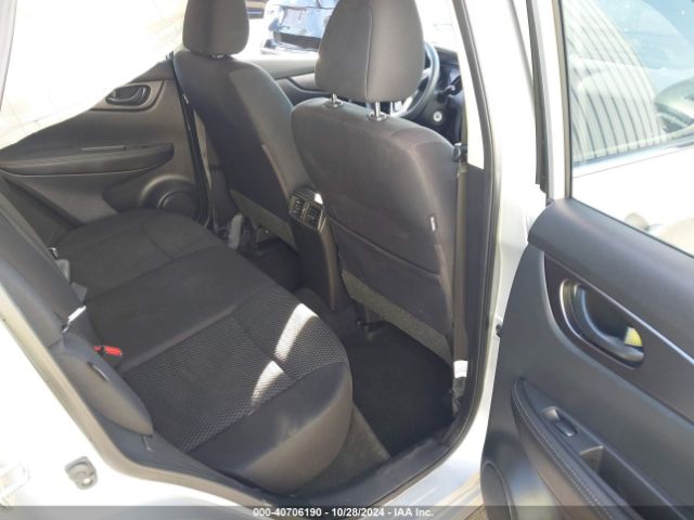 JN1BJ1AV1NW583210 Nissan Rogue Sport S Fwd Xtronic Cvt