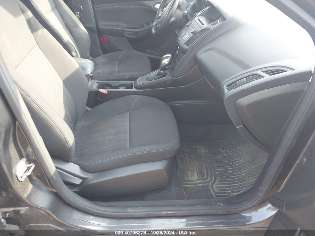 Ford FOCUS SE 2015 1FADP3K21FL293322 Image 5