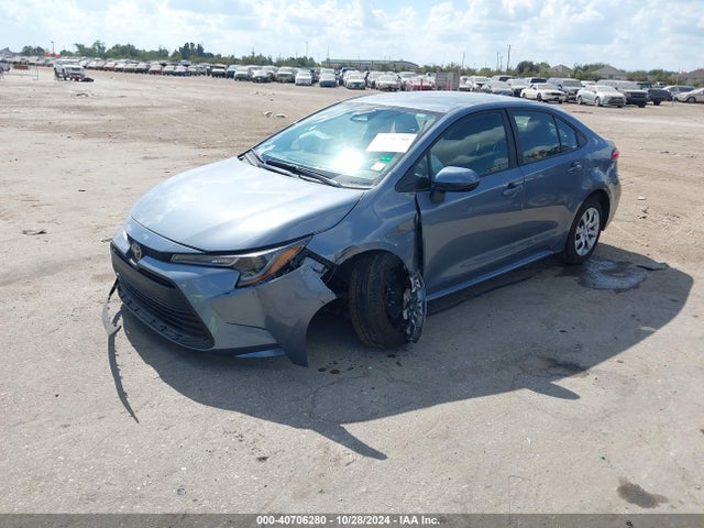 Toyota COROLLA LE 2024 5YFB4MDEXRP086561 Image 2