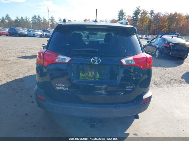 2T3RFREVXFW352554 Toyota Rav4 Xle