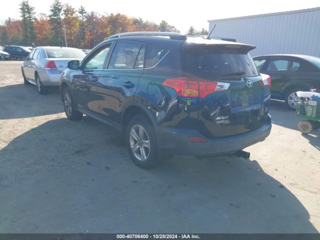 2T3RFREVXFW352554 Toyota Rav4 Xle