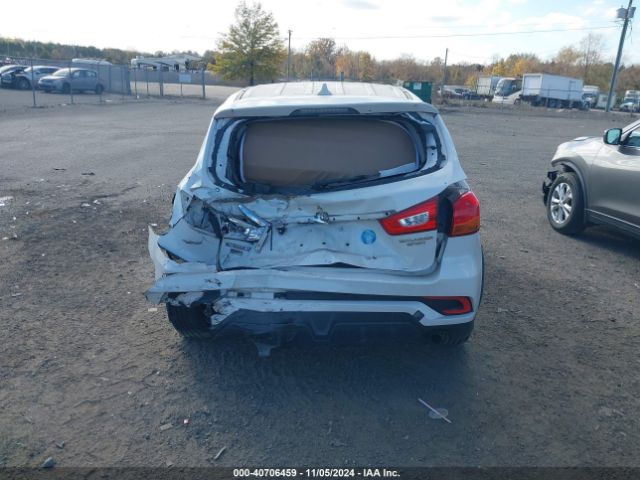 JA4AR3AU9JU004890 Mitsubishi Outlander Sport 2.0 Le